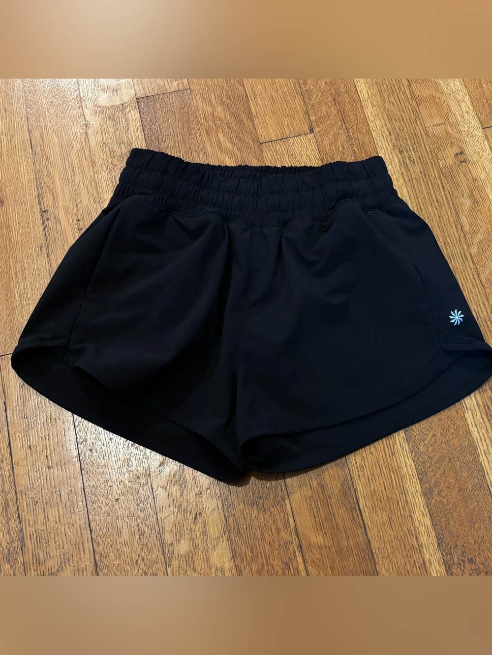Athleta Girl Run Free 2.5” Shorts